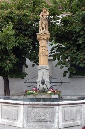 Samsonbrunnen am Place de Notre-Dame