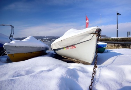 Verschneite Boote